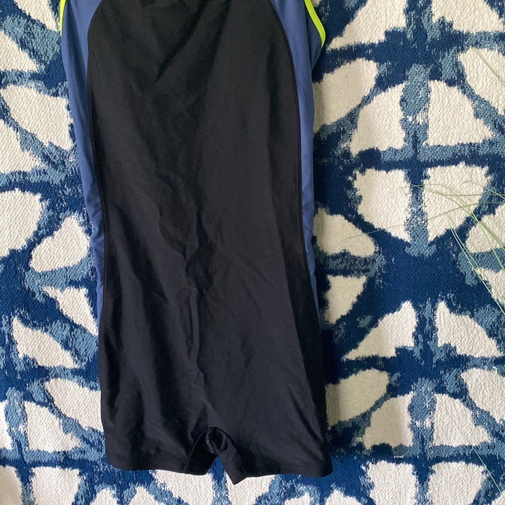 Nwot medium full body swimsuit - Picture 3 of 14